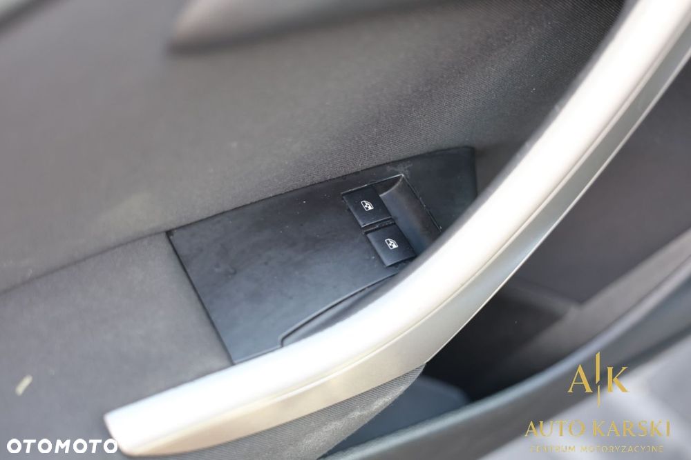 Opel Astra - 19