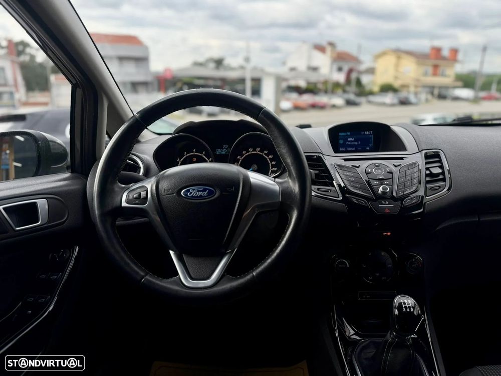 Ford Fiesta 1.0 EcoBoost Connected - 16