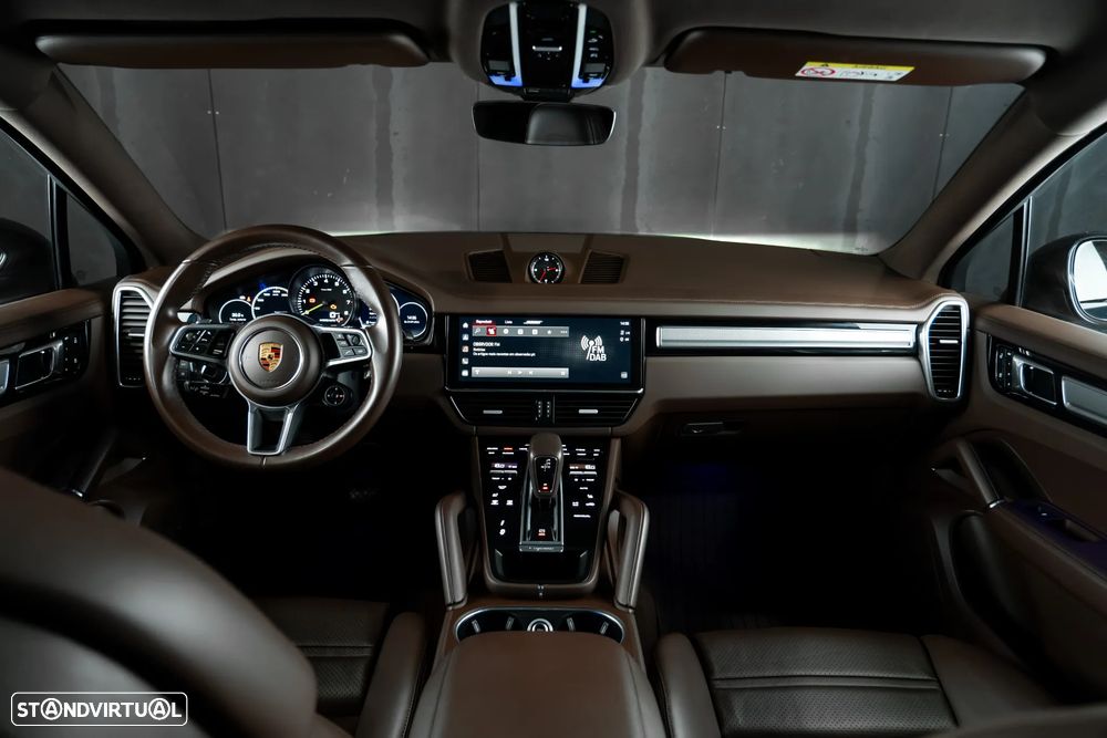 Porsche Cayenne Coupé E-Hybrid Platinum Edition - 10