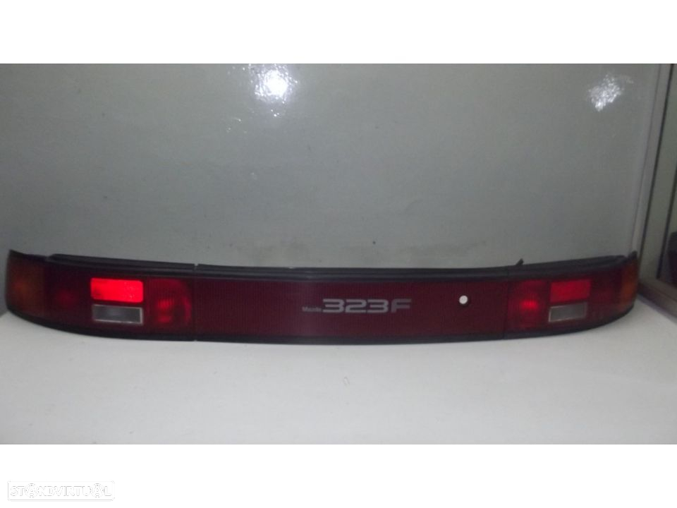 Mazda 323 F conj.farolins traseiros originais - 2