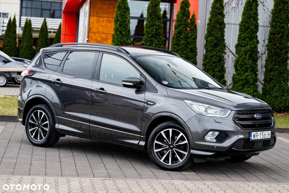 Ford Kuga 1.5 EcoBoost 2x4 ST-Line - 2