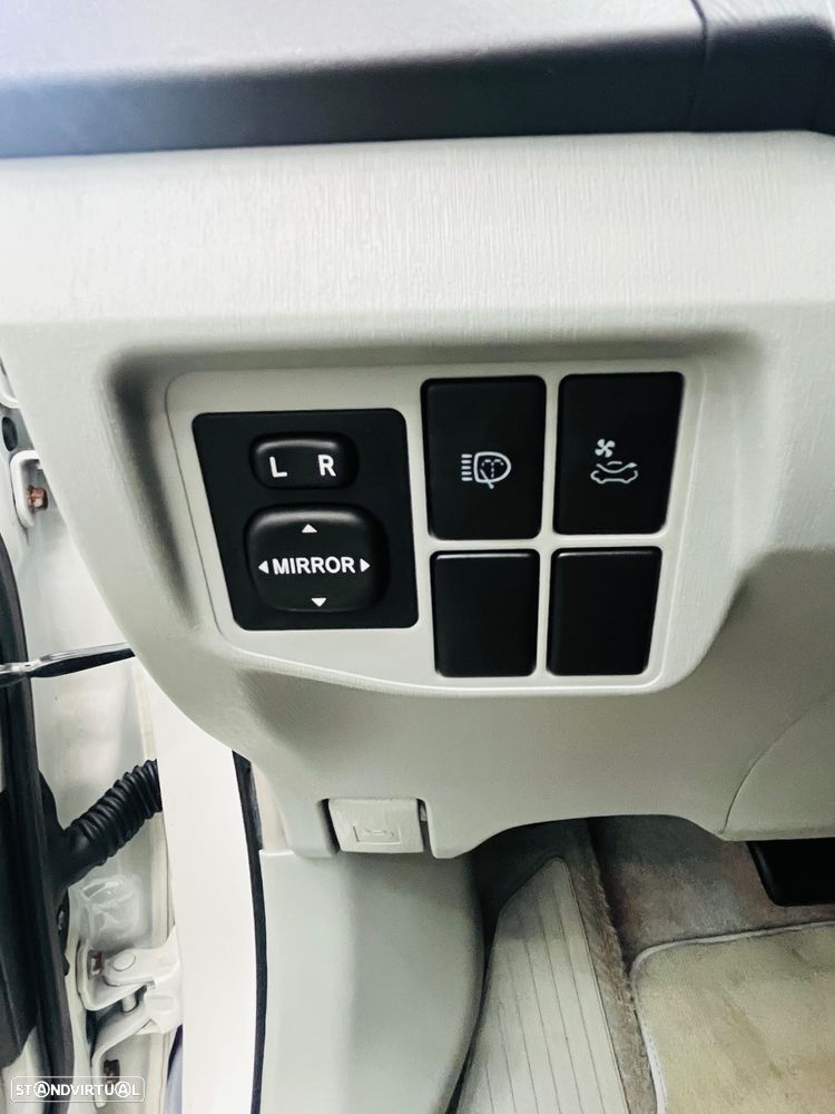 Toyota Prius 1.8 Premium+Pele+GPS - 54
