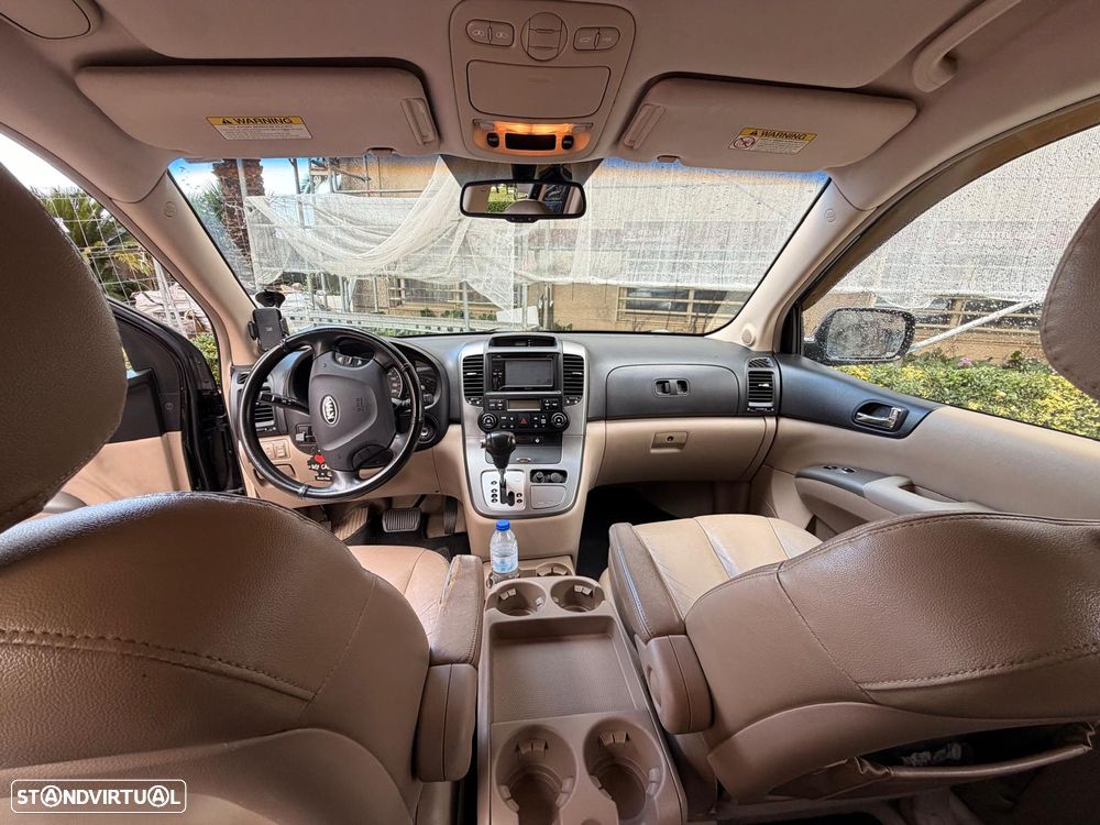 Kia Carnival 2.9 CRDi VGT EX Aut. - 9