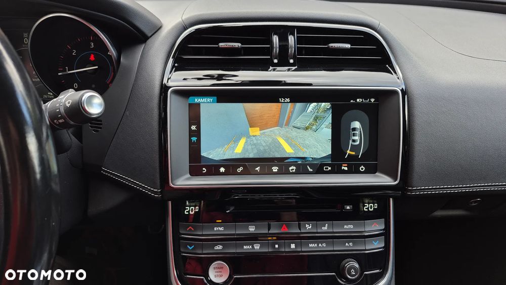 Jaguar XE 20d AWD R-Sport - 16