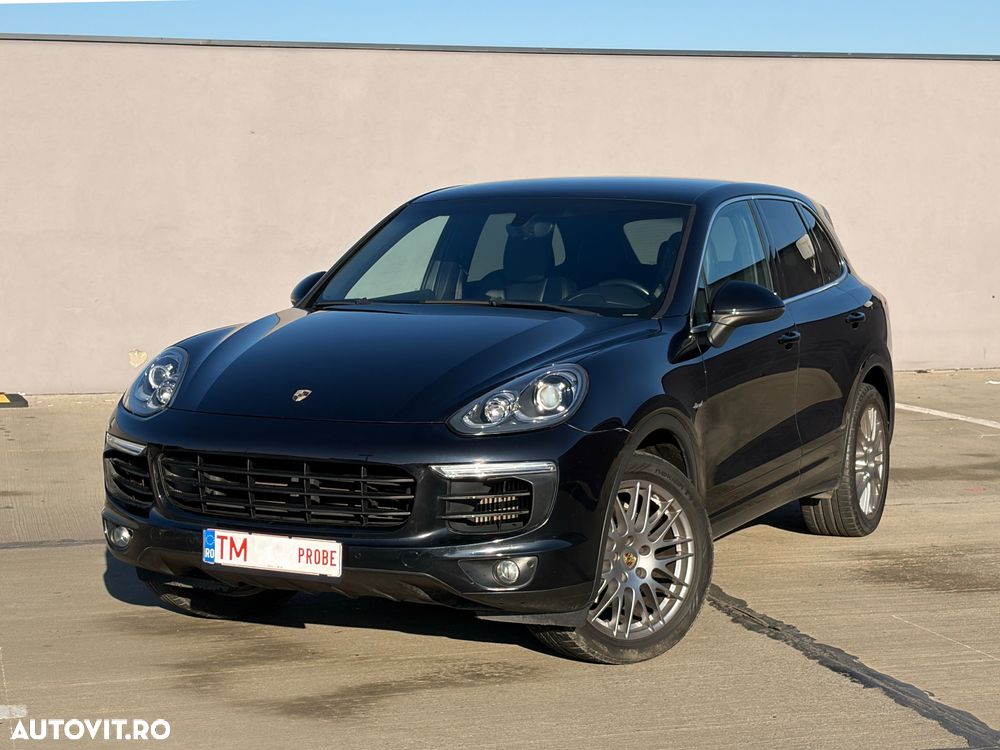 Porsche Cayenne Platinum Edition - 1