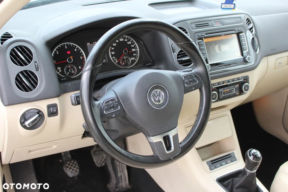 Volkswagen Tiguan 2.0 TDI DPF BlueMotion Technology Team - 16
