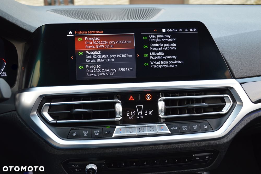 BMW Seria 3 320d Sport Line Shadow - 33