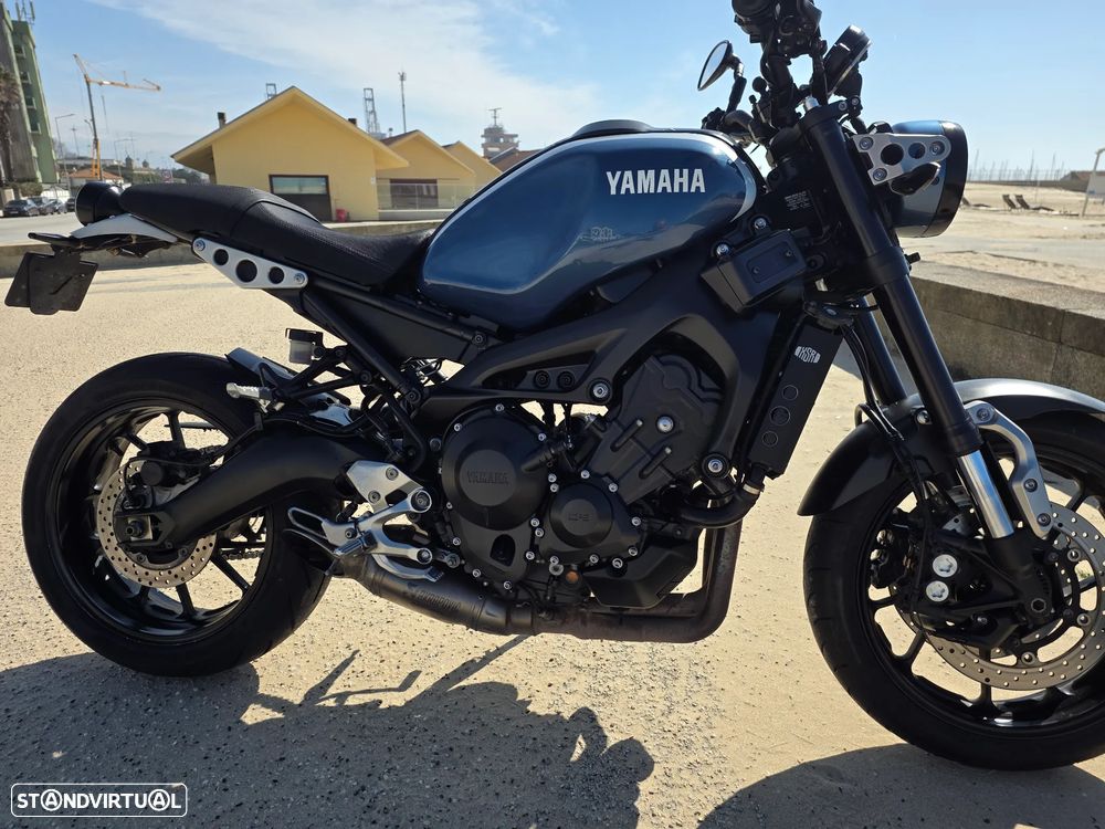 Yamaha XSR 900 - 3