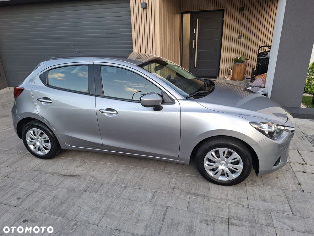 Mazda 2 - 5
