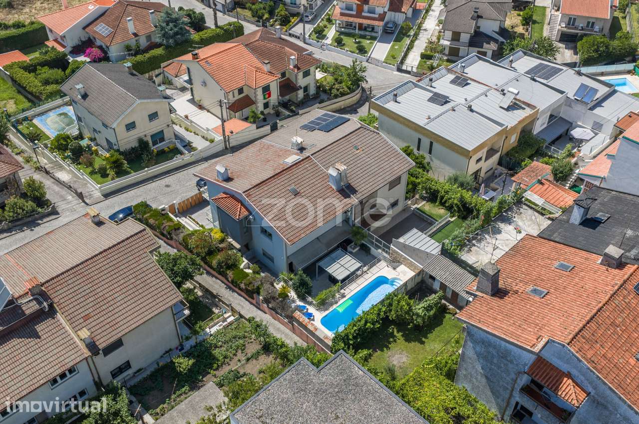 Moradia T3 Geminada em Aveleda, Braga - Grande imagem: 4/38