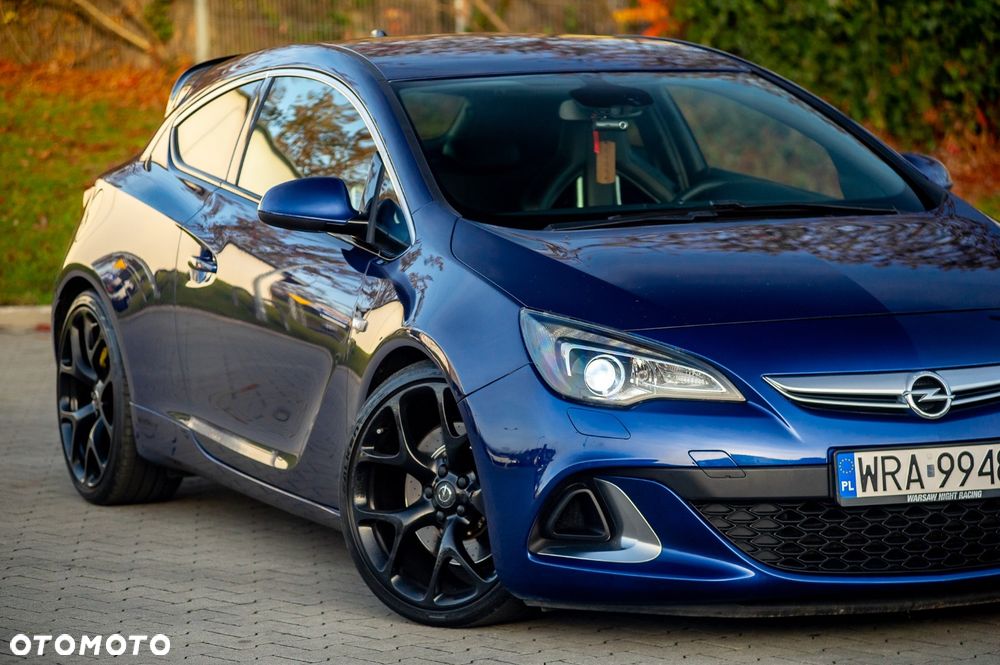 Opel Astra OPC Start/Stop - 2