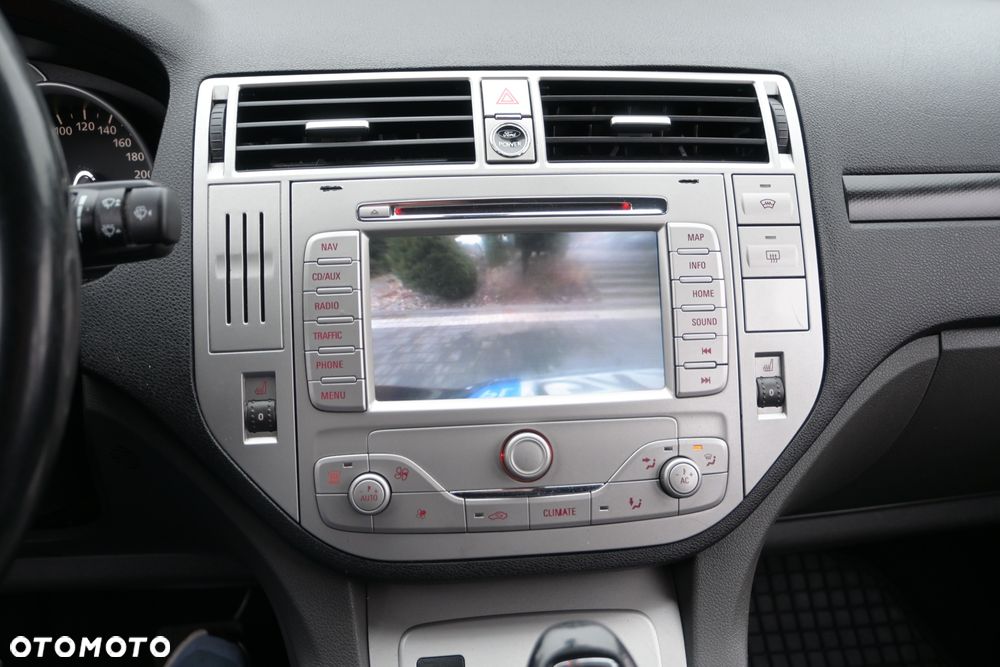 Ford Kuga 2.0 TDCi 4x4 Titanium - 16