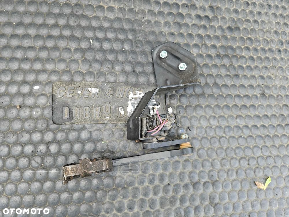 Czujnik 8E0903503 Sterownik Poziomowania Cieglo Swiatel Xenon Wtyczka Audi A4 B6 B7 - 14