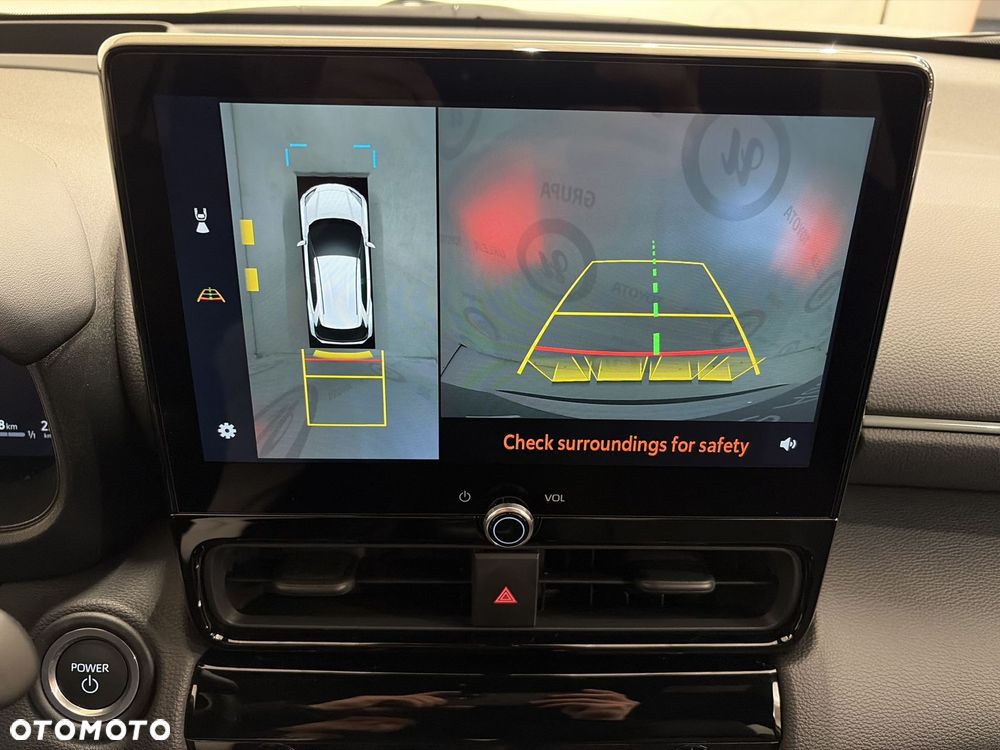 Toyota Yaris Cross - 17