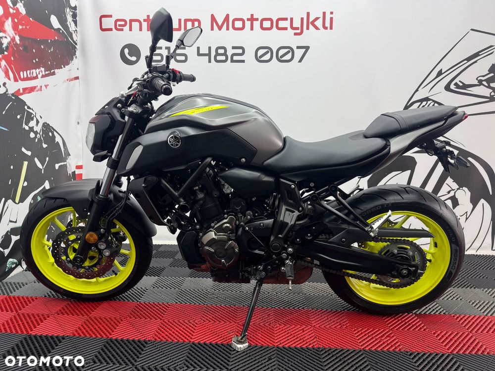 Yamaha MT - 5