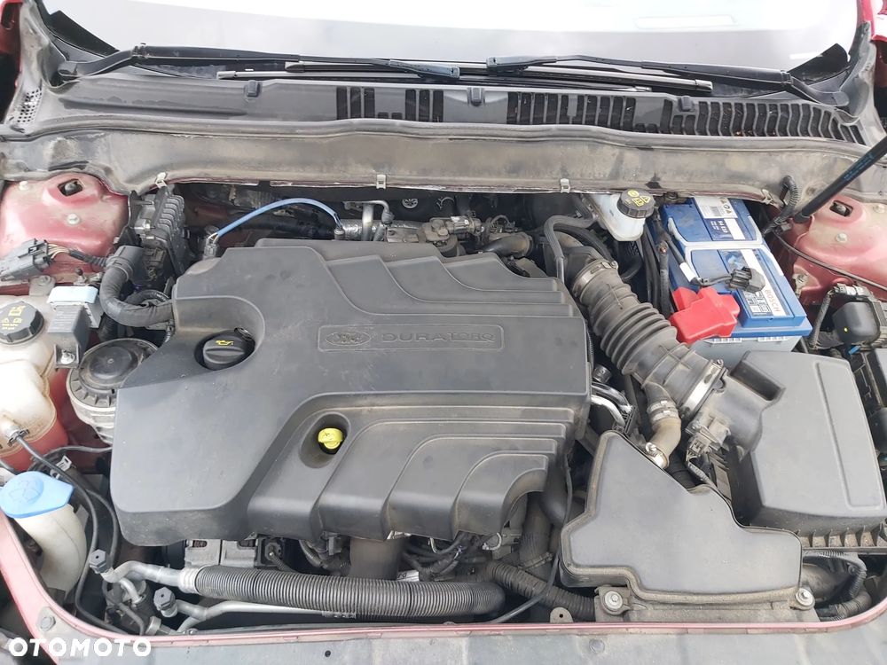 Ford Mondeo - 36