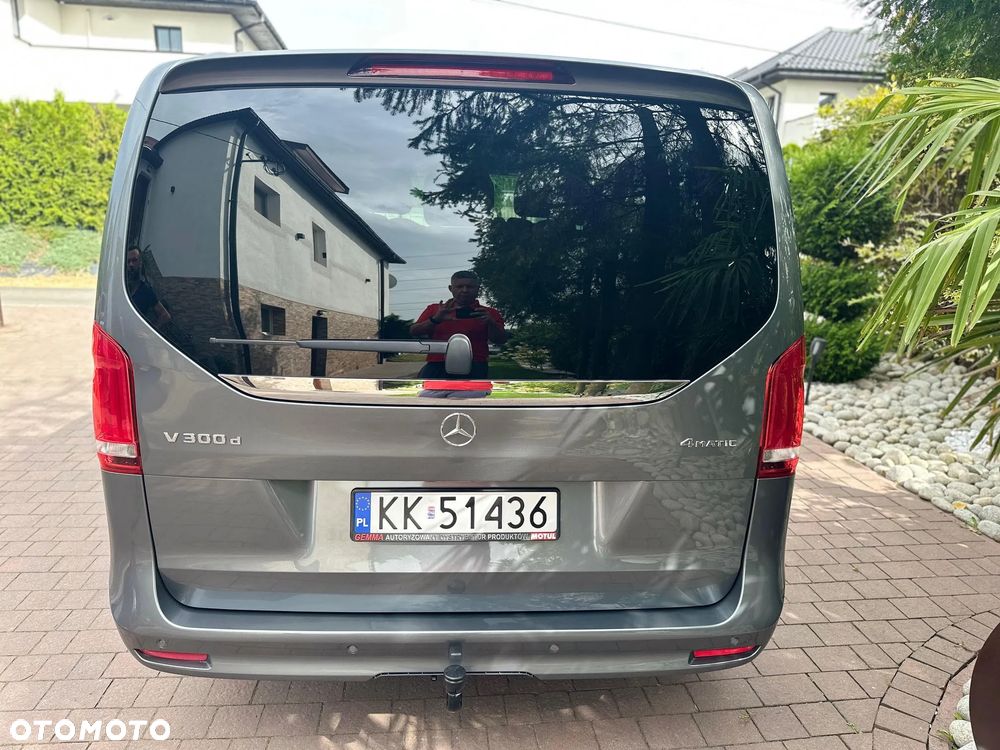 Mercedes-Benz Klasa V 300 d 4-Matic Exclusive 9G-Tronic (d³ugi) - 16