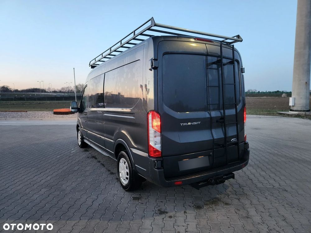 Ford Transit - 1