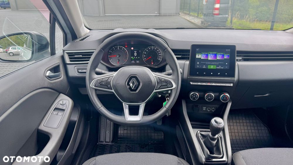 Renault Clio - 8