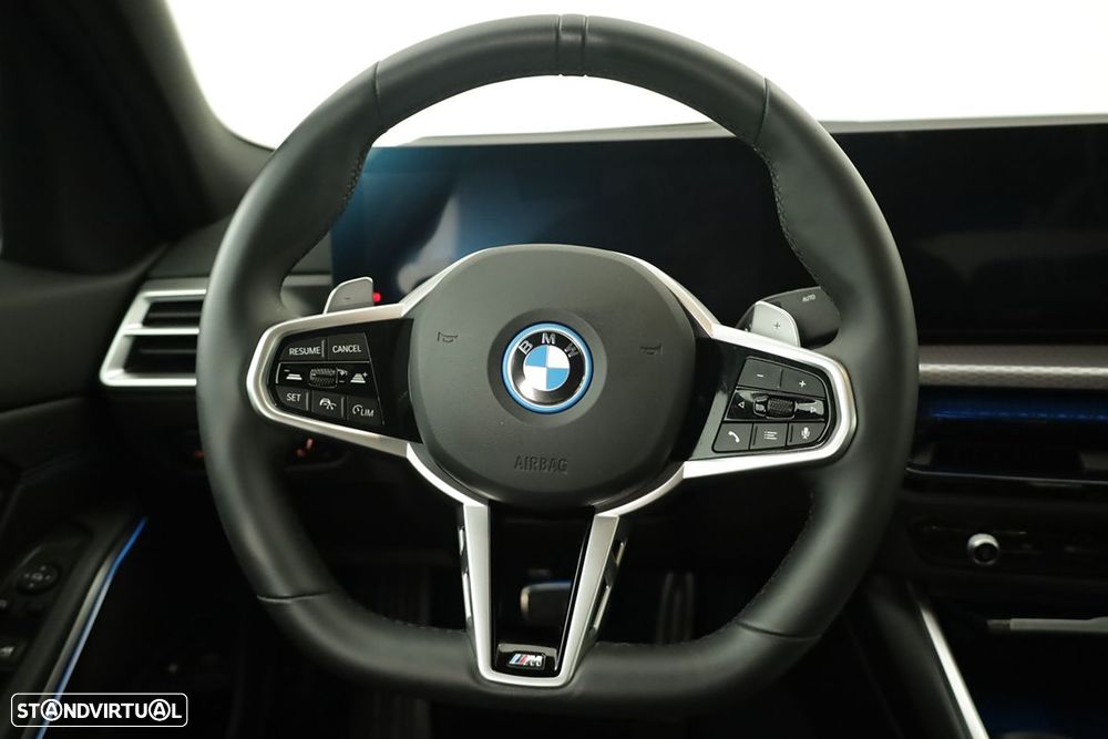 BMW 330 e Pack Desportivo M Auto - 15