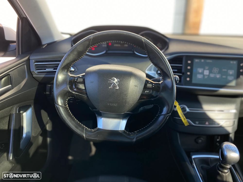 Peugeot 308 SW BlueHDi 120 Stop & Start Style - 21