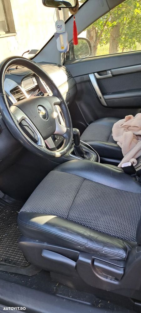 Chevrolet Captiva 2.0 G5 AWD 7 loc. LS - 6