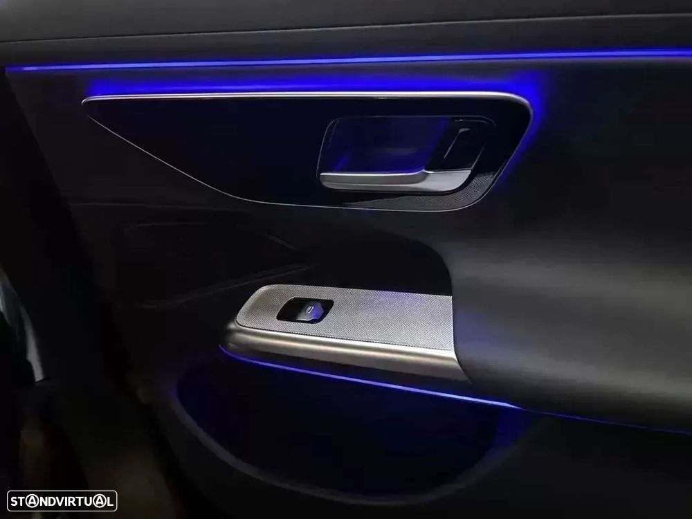 Mercedes-Benz E 220 d Avantgarde - 41