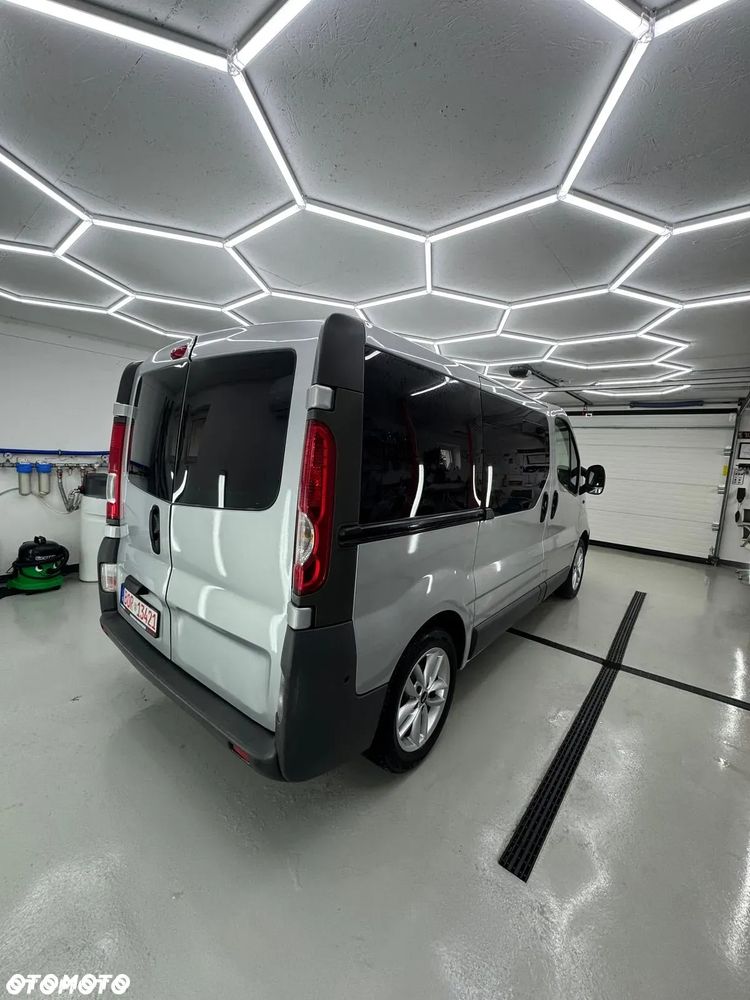 Opel Vivaro - 4
