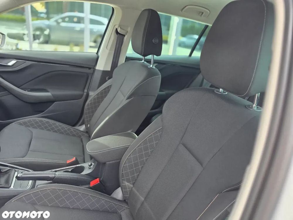 Skoda Scala 1.0 TSI Style - 32