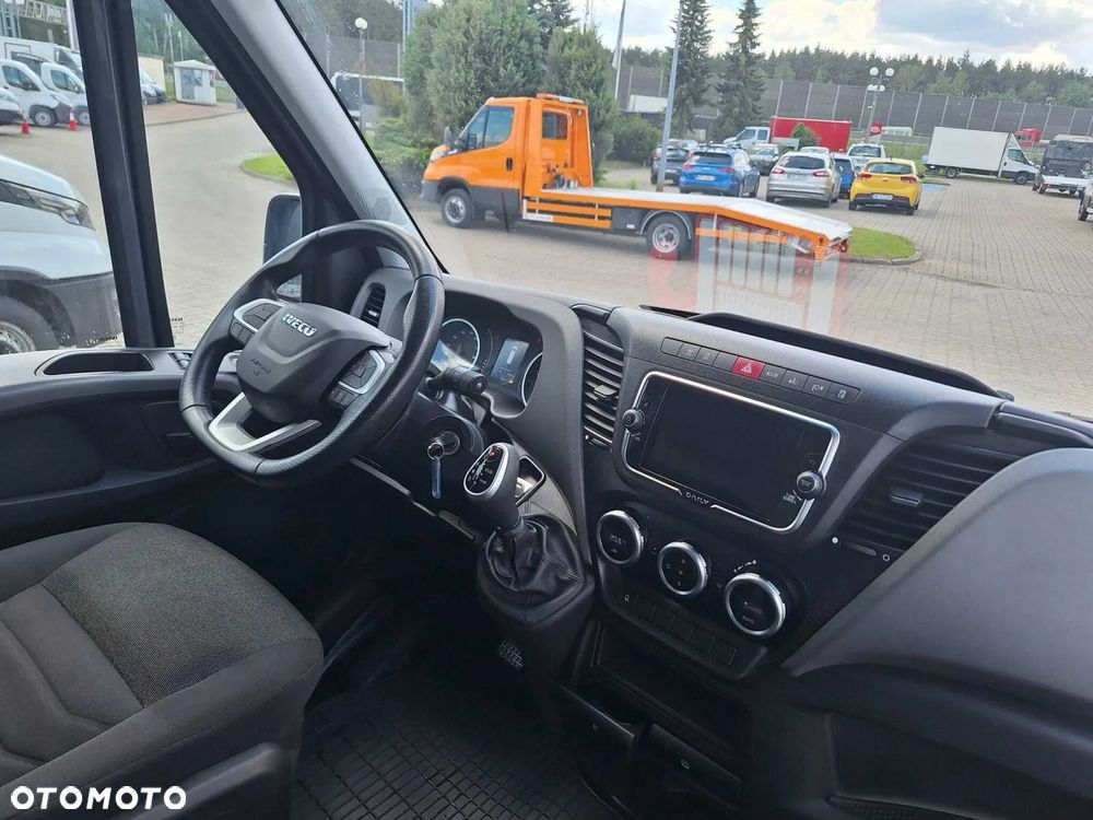 Iveco Daily 35S18 | L4H2 | Silnik 3.0 | Automat | Hak | FULL LED | Kamera cofania | - 17