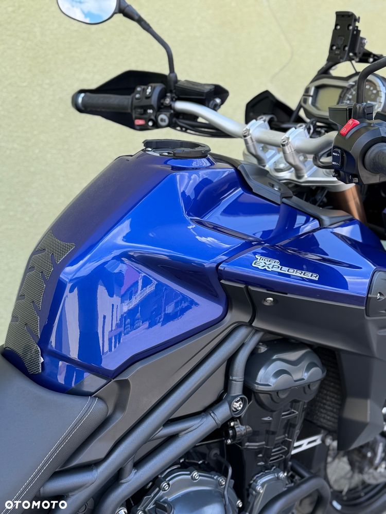 Triumph Tiger - 16