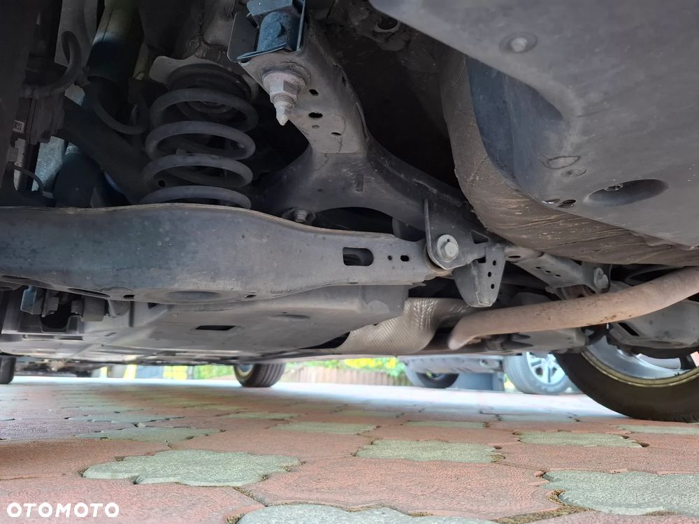 Toyota Corolla 1.8 Business Edition - 12