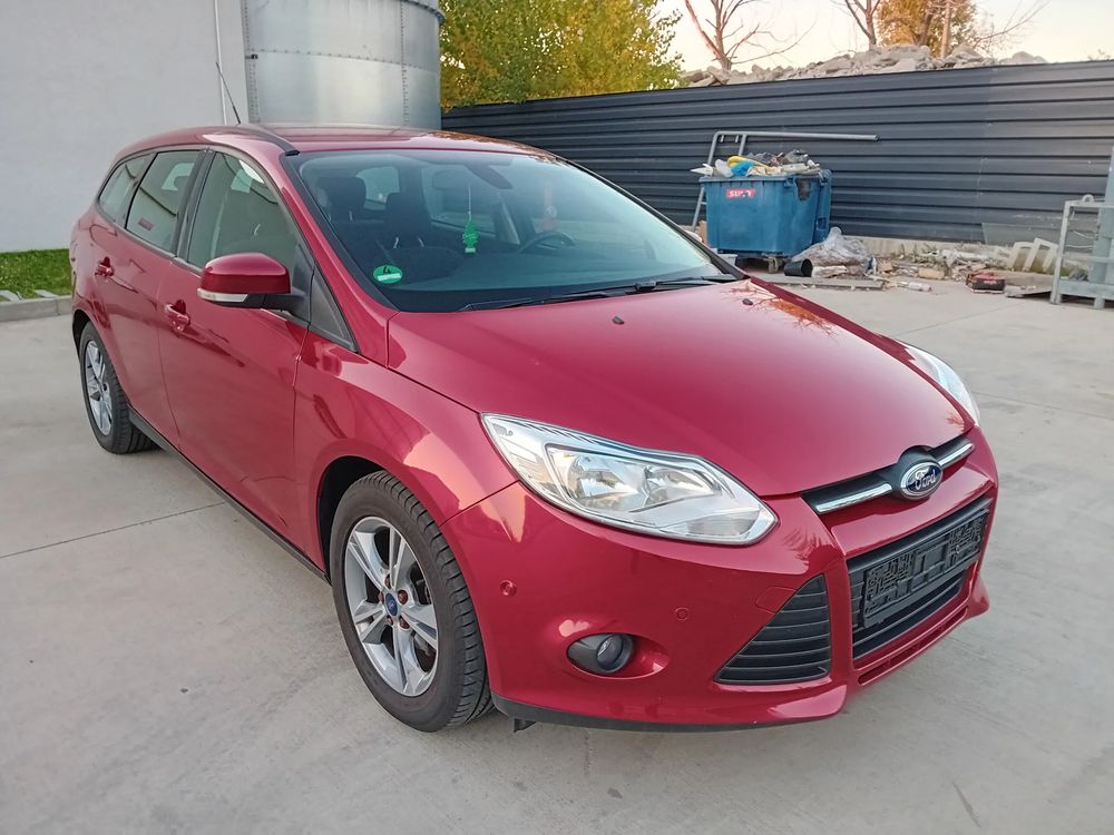 Utilizat Ford Focus 2014 - 5 299 EUR, 114 000 km - Autovit.ro