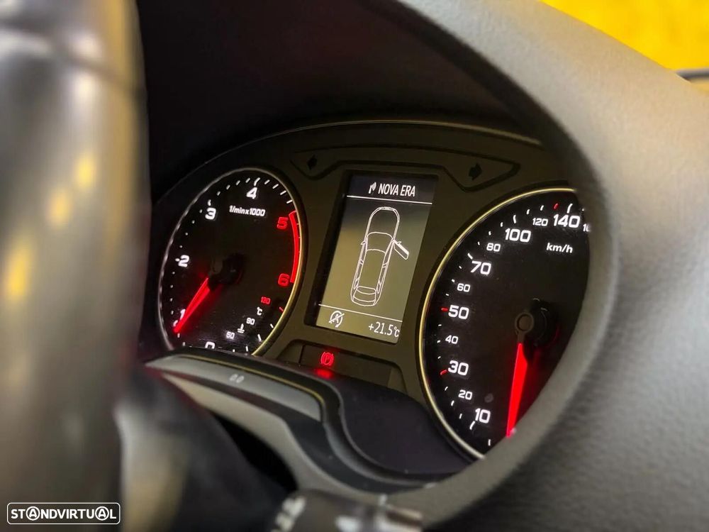 Audi A3 Sportback 1.6 TDI Attraction Special Edition - 32