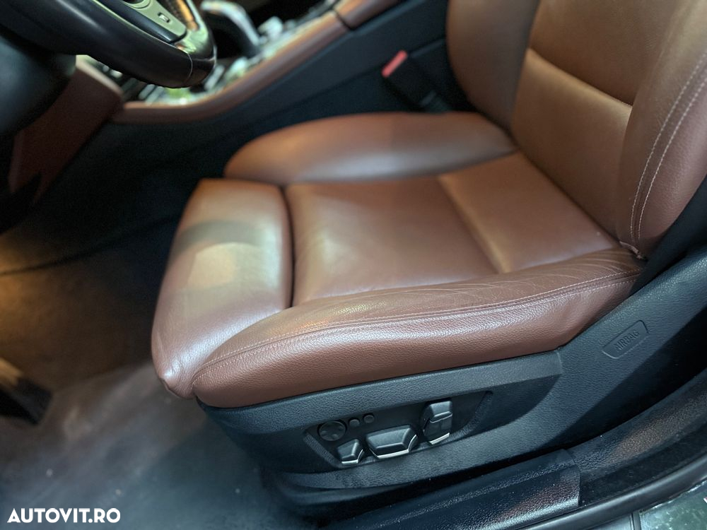 BMW Seria 5 525d xDrive AT - 16