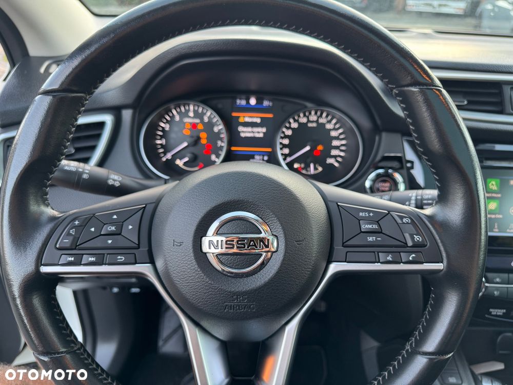Nissan Qashqai - 13