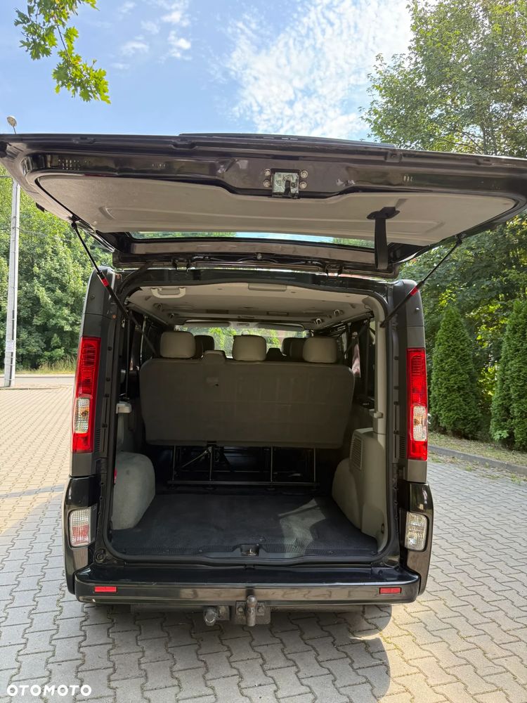 Opel Vivaro L2H1 2.9t - 21