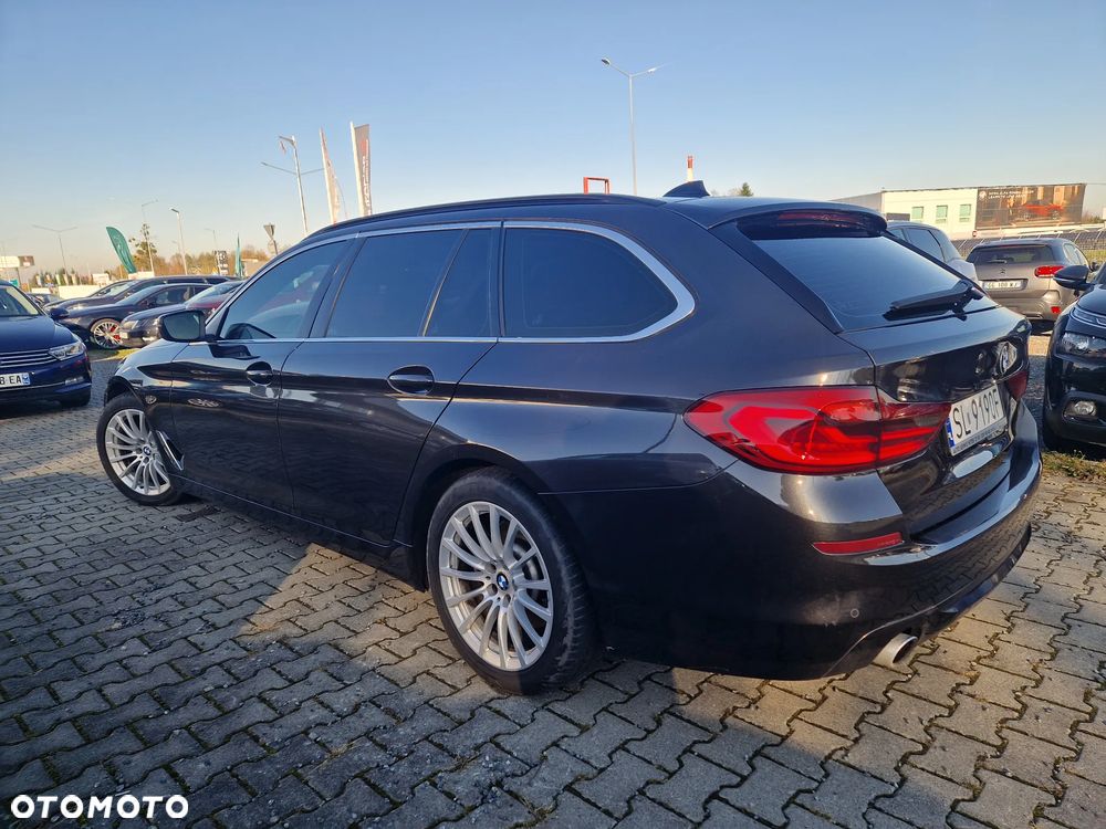 BMW Seria 5 520d - 5