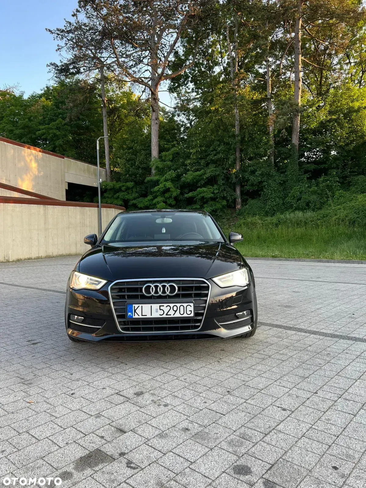 Audi A3 1.6 TDI DPF Ambiente S tronic - 4