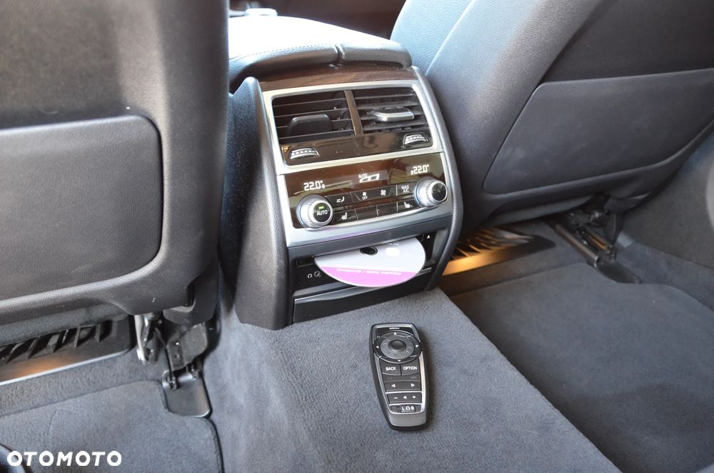 BMW Seria 7 740Ld xDrive - 15