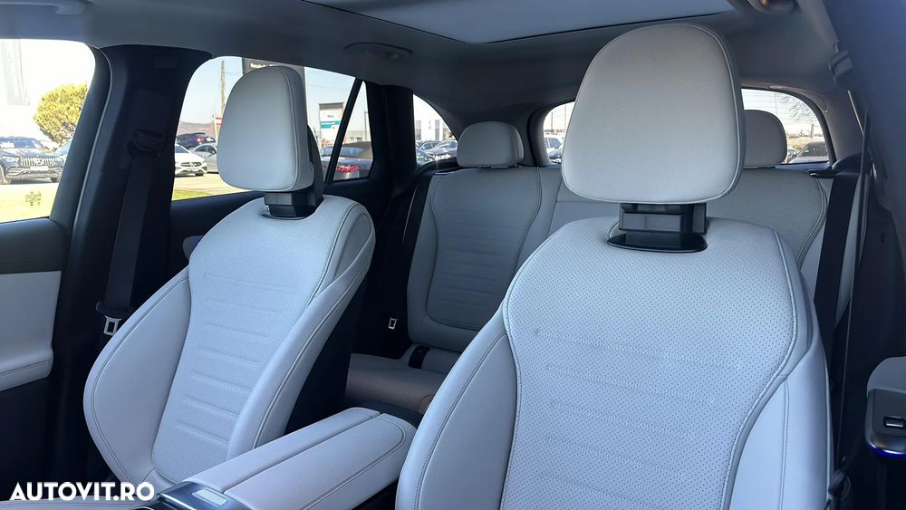 Mercedes-Benz GLC 300 e 4MATIC - 21