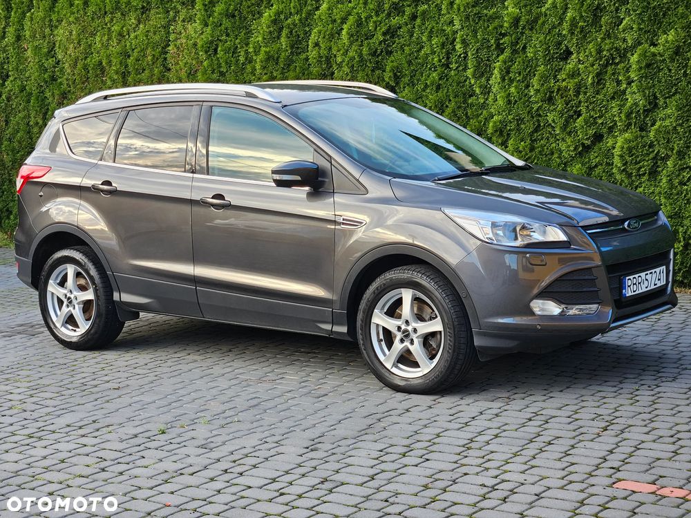 Ford Kuga 2.0 TDCi 2x4 Titanium - 14