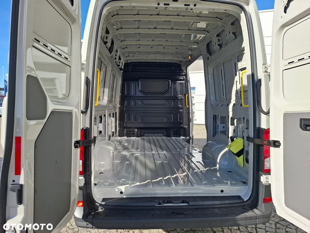 Volkswagen Crafter - 4