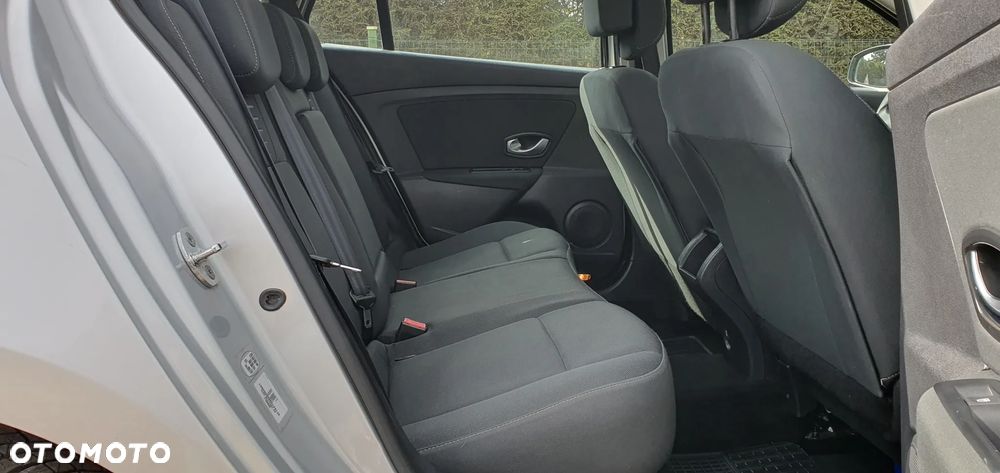 Renault Megane 1.6 16V 110 Expression - 10