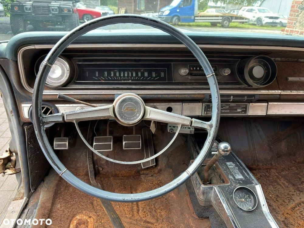 Chevrolet Impala - 18