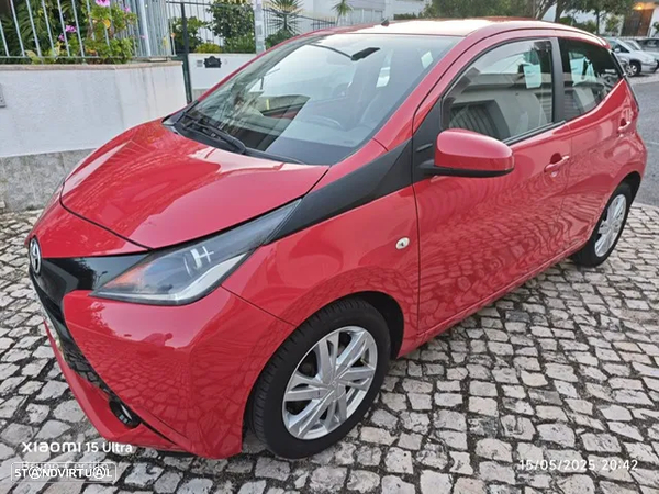 Toyota Aygo 1.0 X-Play Plus+X-Touch MM