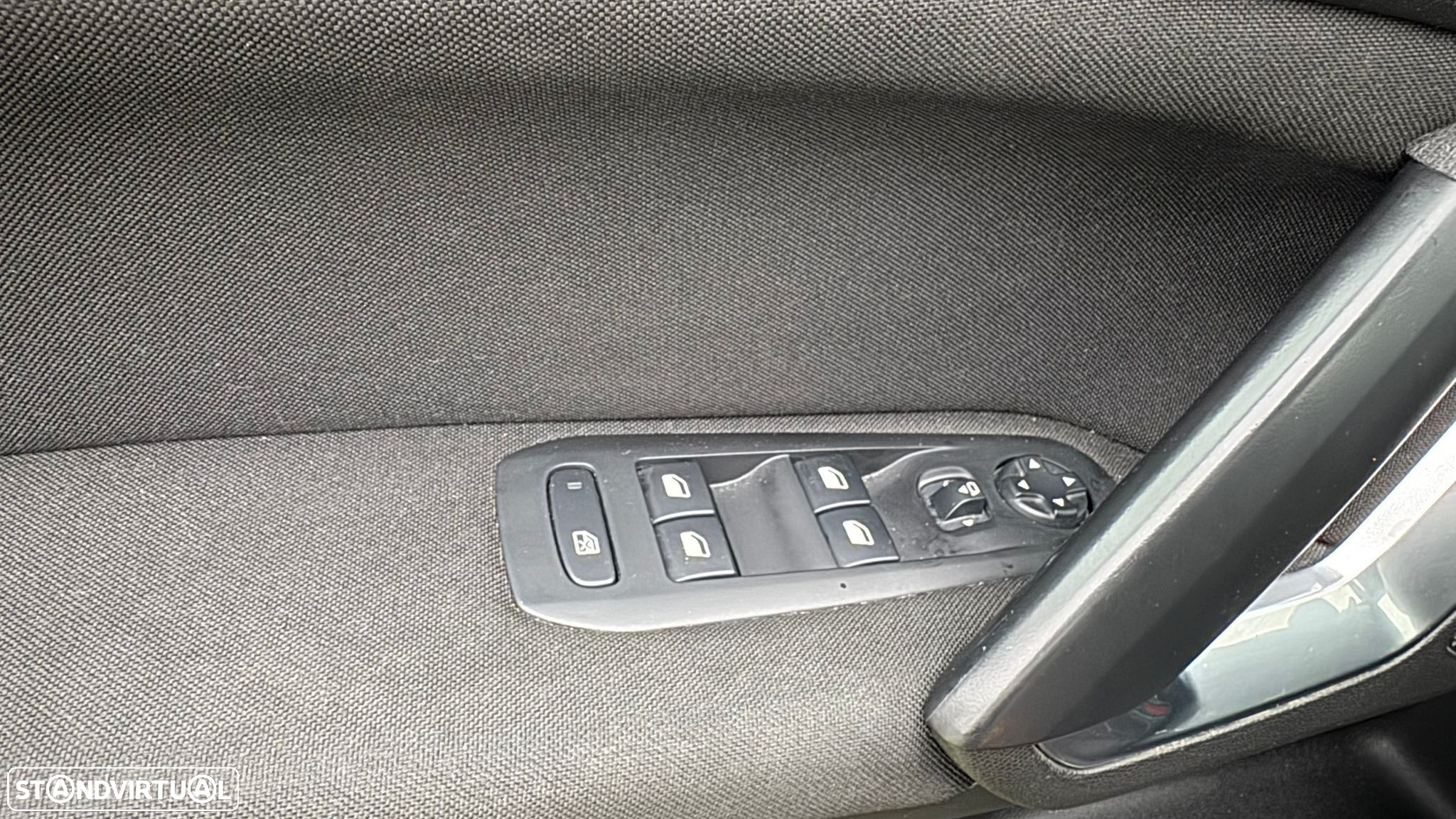 Peugeot 308 SW 1.2 PureTech Style - 43