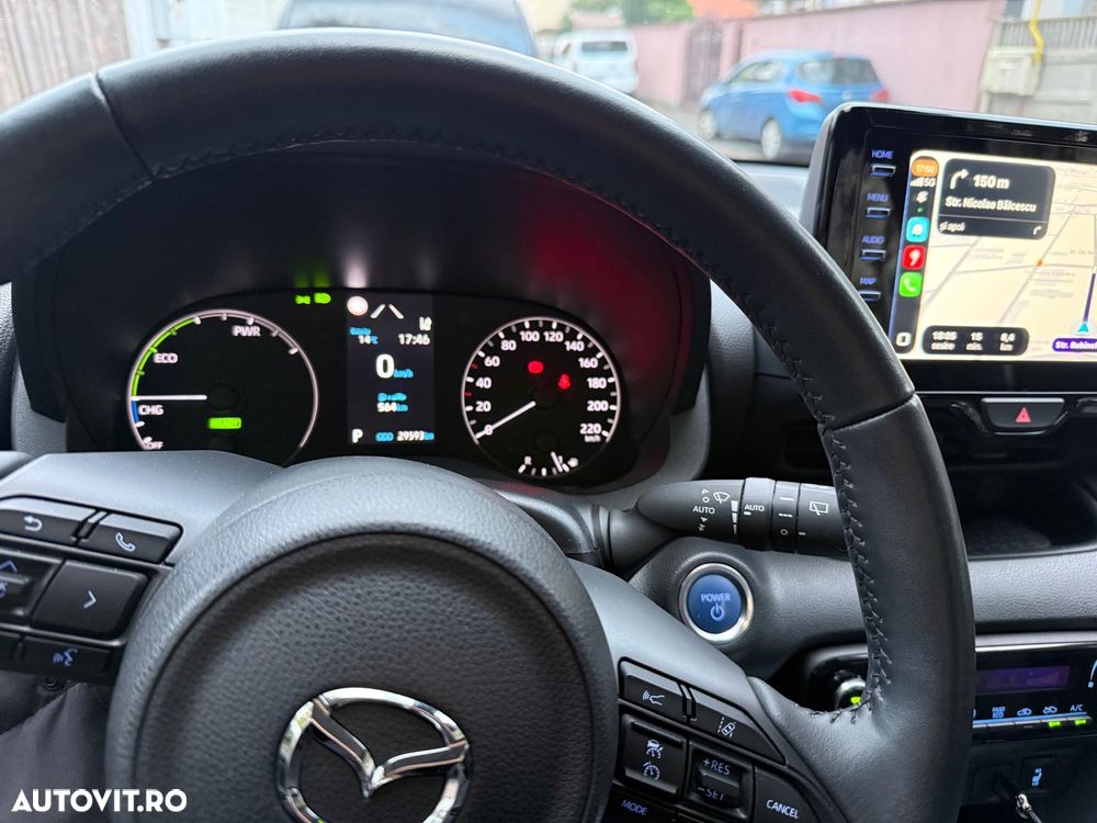 Mazda 2 - 10