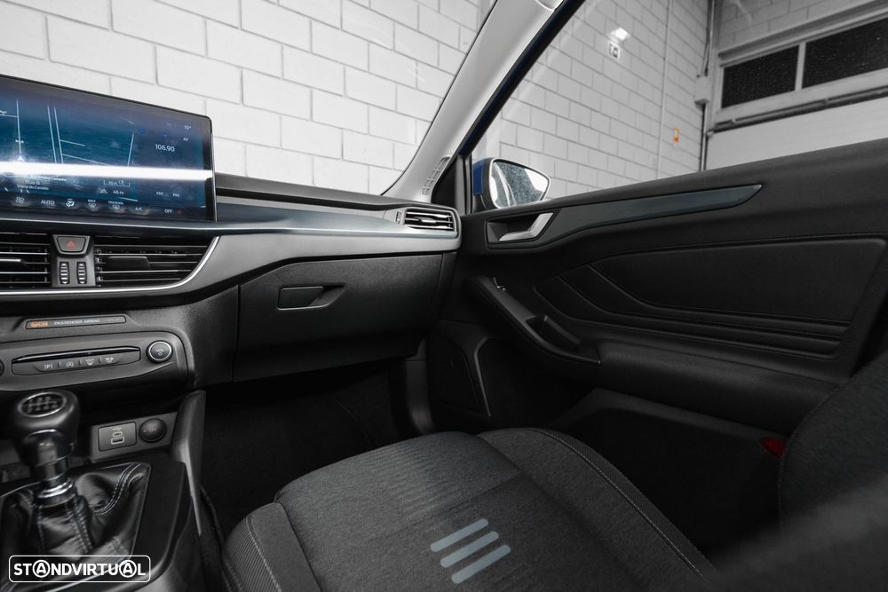Ford Focus 1.0 EcoBoost MHEV Active - 34