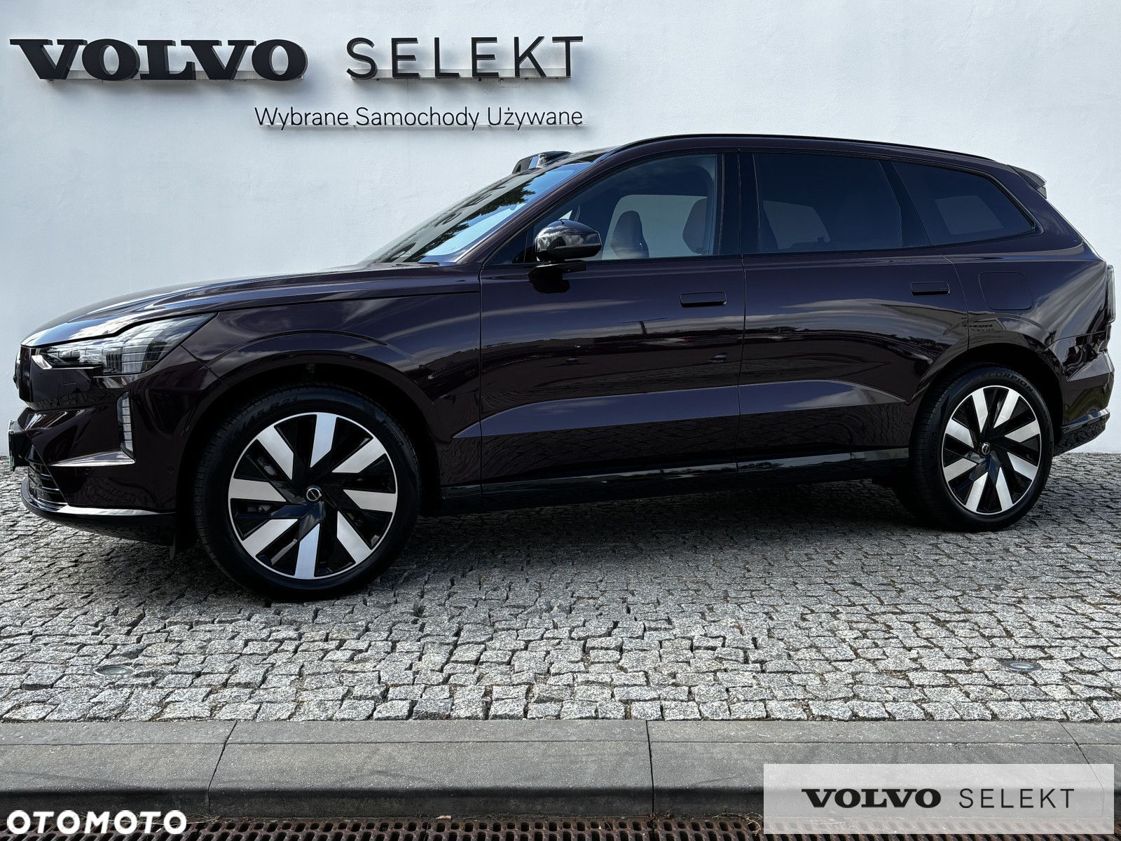 Volvo EX90 - 1
